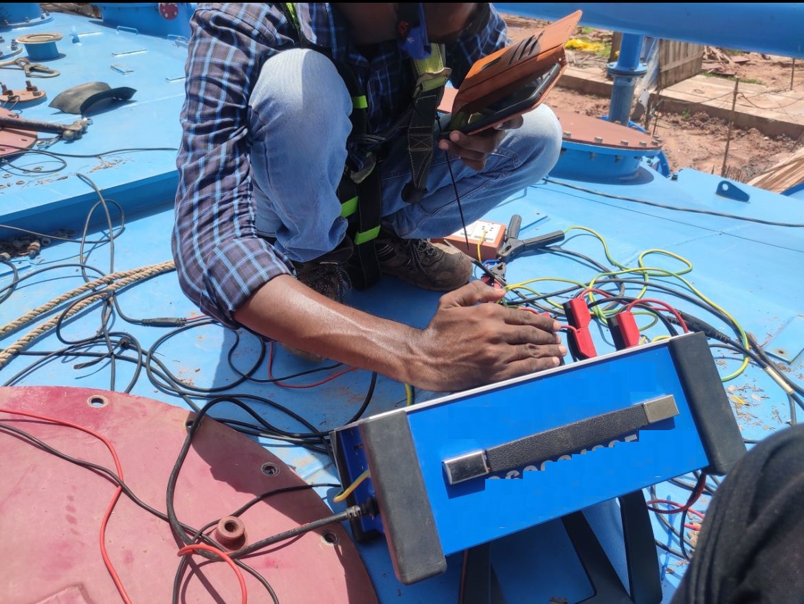 Testing engineers / Technicians